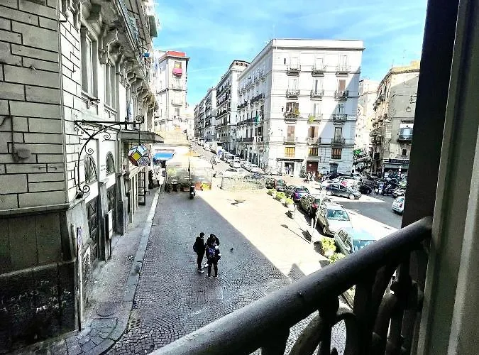 לינה וארוחת בוקר Al Cippo נאפולי